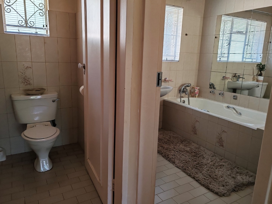 4 Bedroom Property for Sale in Dan Pienaar Free State